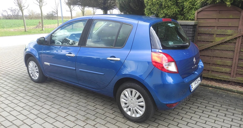 Renault Clio cena 14400 przebieg: 241058, rok produkcji 2010 z Szamotuły małe 326